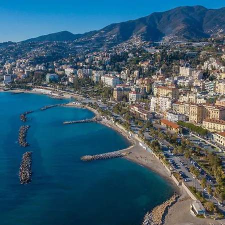 Casa Del Geco With Terrace And Parking - Happy Sanremo